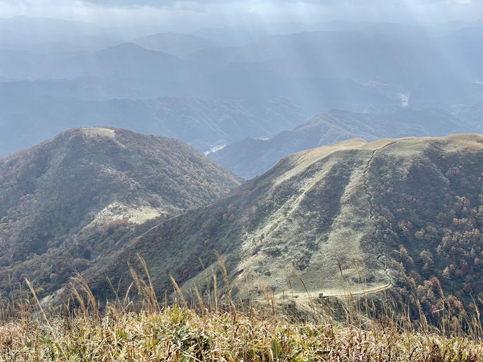 【島根】石見富士「三瓶山」のカルデラを大縦走！