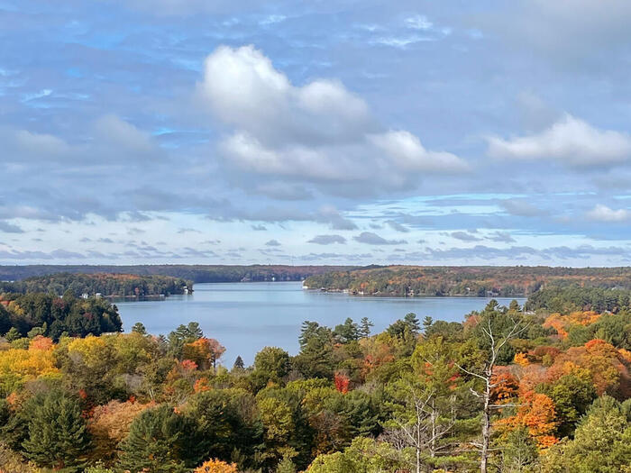 カナダ・オンタリオのリゾート地ムスコカ（Muskoka）で秋を堪能する