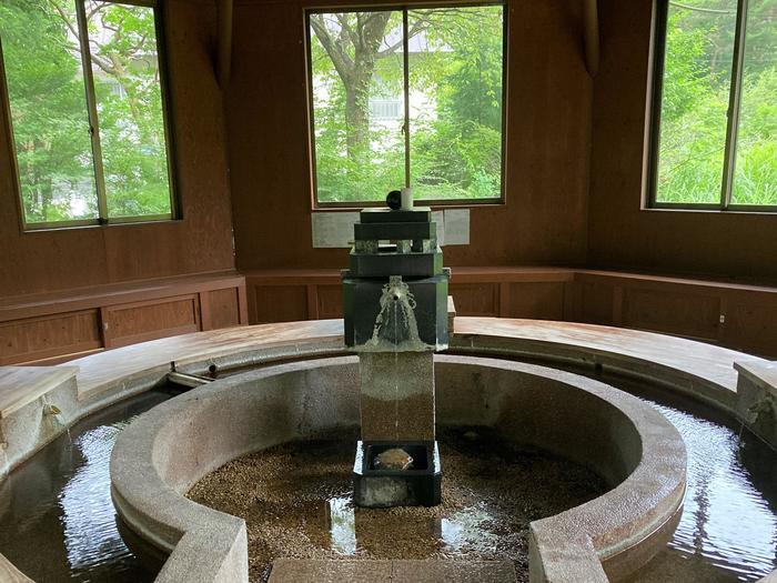 自然と水の綺麗な温泉郷　群馬県・四万温泉