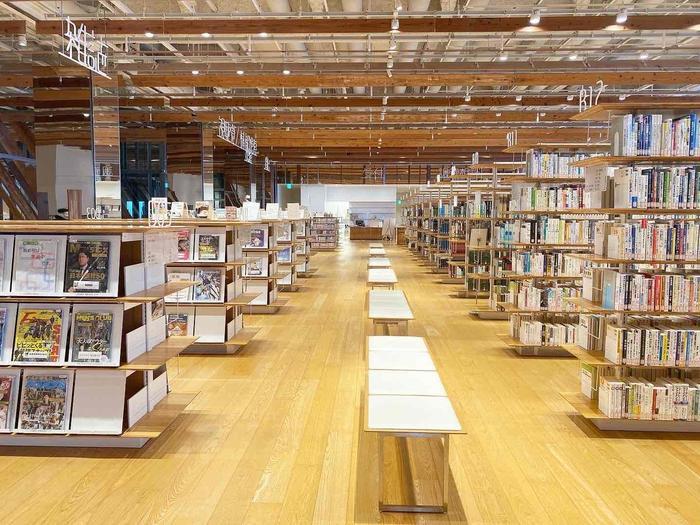 富山市立図書館（TOYAMA キラリ）～観光できる図書館シリーズ3～