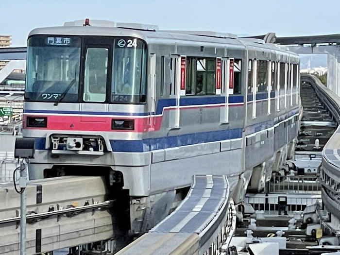 日本最長の営業距離を誇る大阪モノレールに乗ってきた!