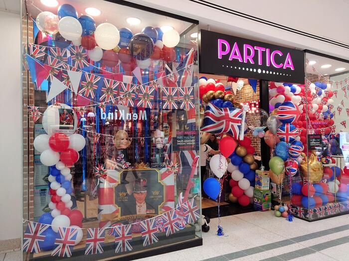 【イギリス】チャールズ国王戴冠式 ― 大型行事を街中で体感!