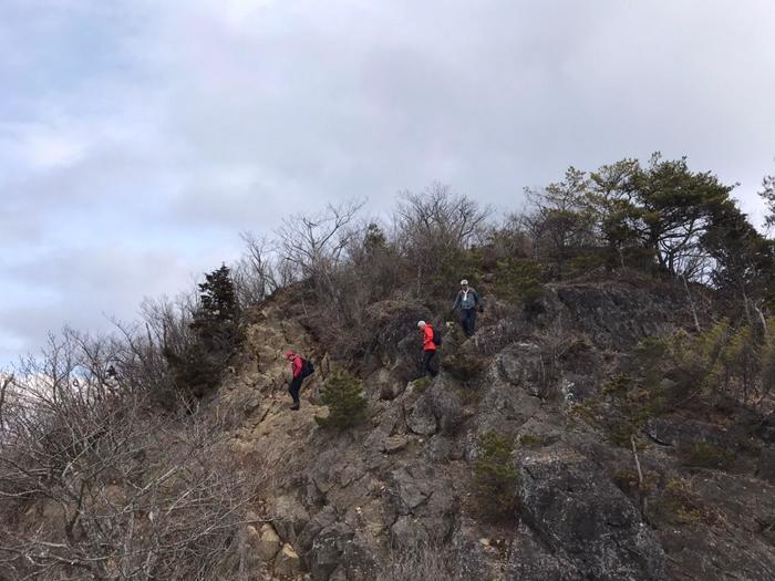 【秀麗富嶽十二景】最終十二番山頂の「本社ヶ丸」はマジきつかった。。。