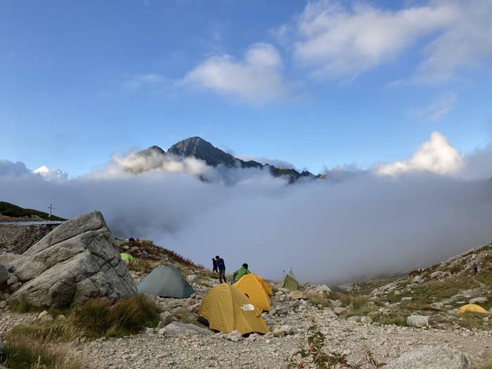 【岩稜登山】岩と雪の殿堂「剱岳」と「立山三山」縦走の山旅