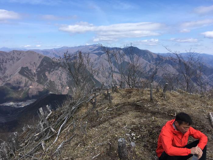 【秀麗富嶽十二景】最終十二番山頂の「本社ヶ丸」はマジきつかった。。。