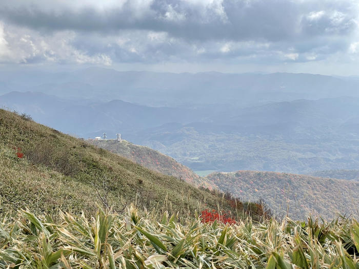 【島根】石見富士「三瓶山」のカルデラを大縦走！