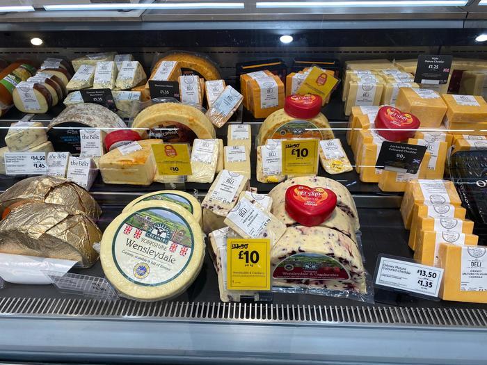 イギリスで何を食べる?イギリスの美味しい食べ物20選をご紹介
