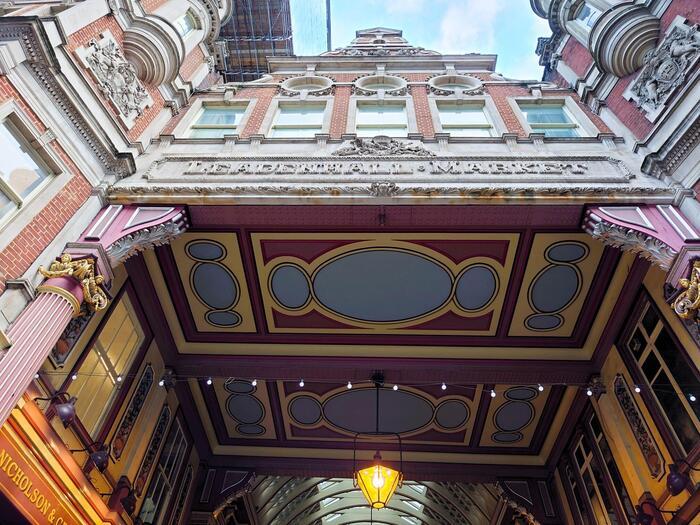 【イギリス】ロンドン最古のマーケット、レドンホール・マーケット