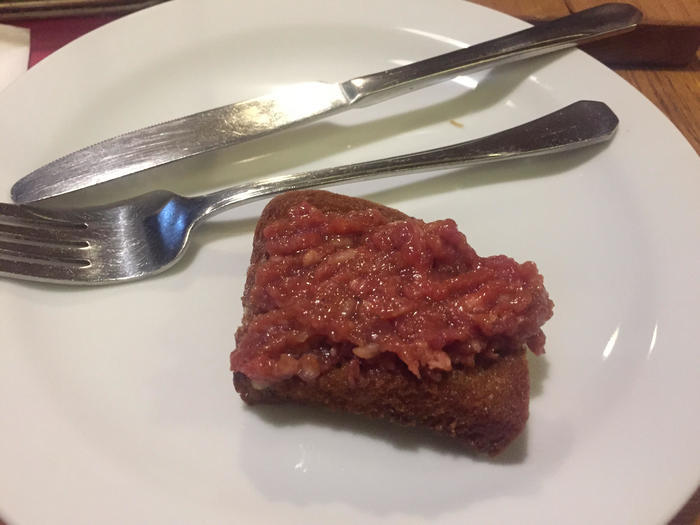 チェコへ行ったら絶対に食べてほしいチェコ伝統料理!!