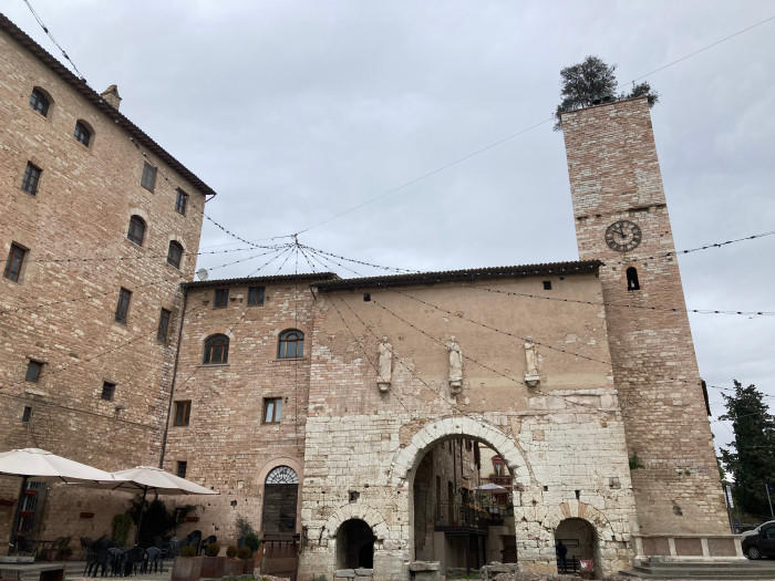「イタリアの最も美しい村」スペッロはこんなところ!