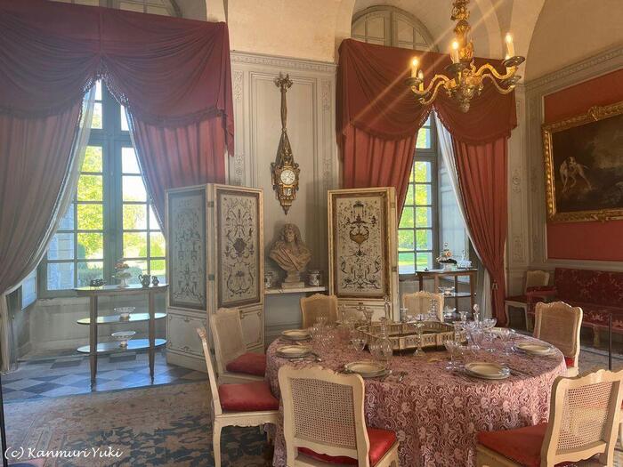 【フランス】パリの北:芸術とバラの楽園ドメーヌ・ド・シャーリー