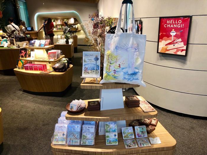 買い物にも困らない!チャンギ空港直結ジュエル・チャンギ・エアポート徹底解剖 〜シンガポール土産編〜