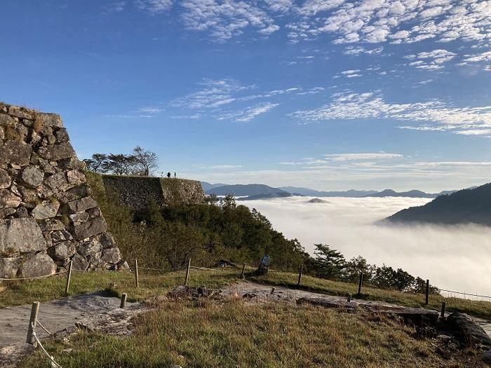 【兵庫県朝来市】シャッターを切る手が止まらない！ 時代に翻弄された天空の城「竹田城」の魅力とは？