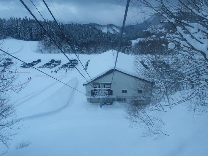 【秋田】日本三大樹氷「森吉山」で見上げる雪の造形美