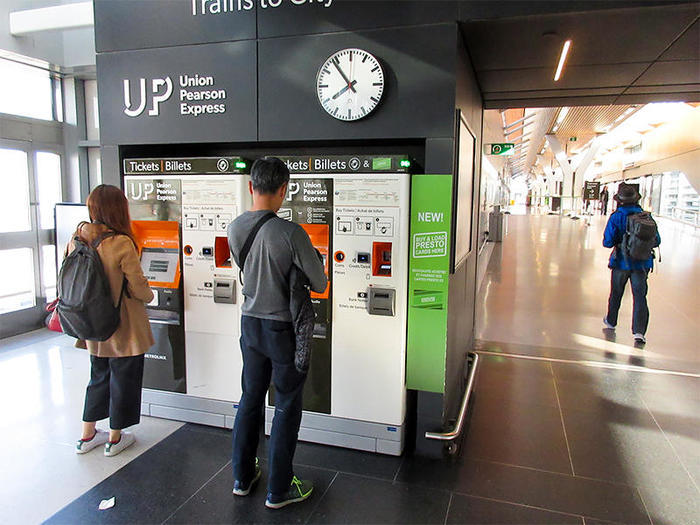 【カナダ トロント編】空港での長い乗り継ぎ時間何する？街歩きをしよう！