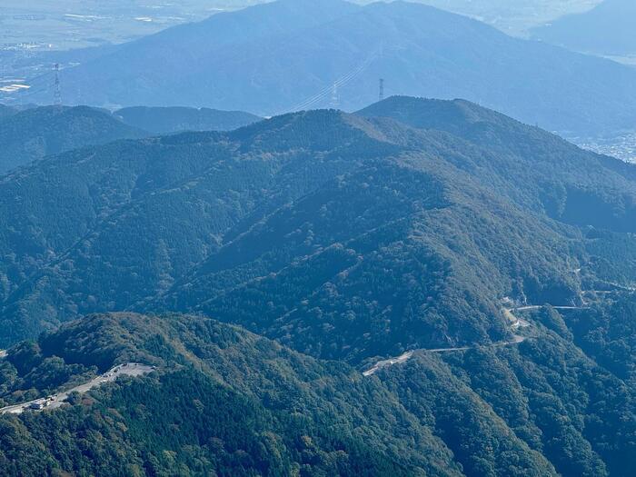 【日本百名山】25座目の伊吹山はヤマトタケルが見守る山岳信仰の山（滋賀県・岐阜県）