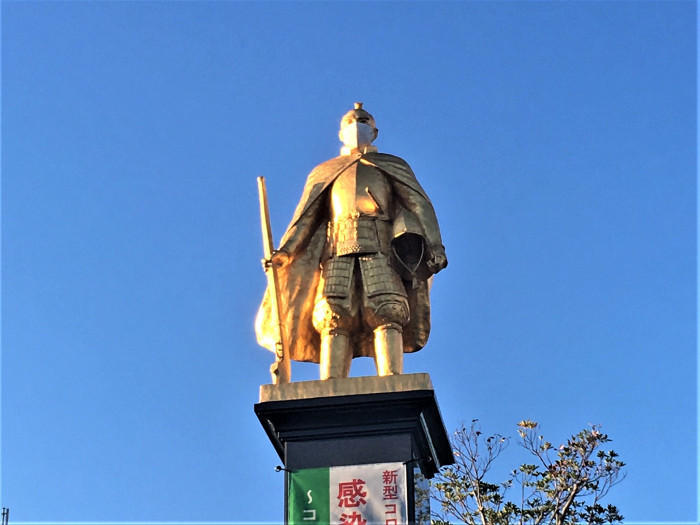 天上に建つ岐阜城！金華山登山も紅葉も見どころたくさん