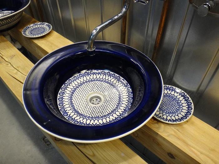 ポーランド・陶器の街ボレスワヴィエツでお買い得なお店巡り