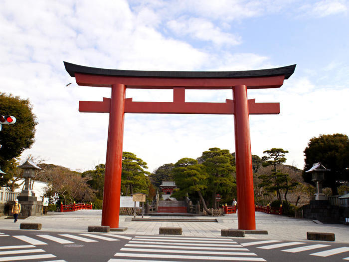 鎌倉の「鶴岡八幡宮」徹底ガイド！ 大河ドラマ館も含めた見どころ紹介