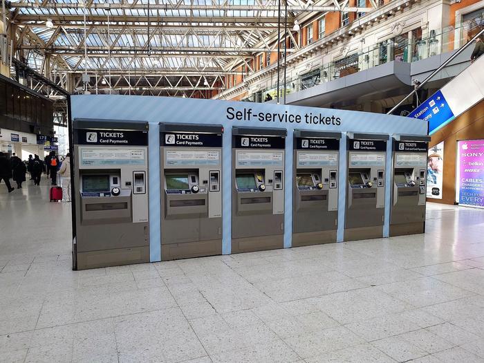【ロンドン】鉄道・地下鉄・バス利用時の注意点まとめ