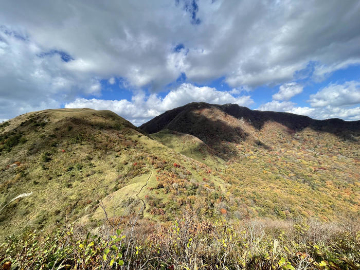 【島根】石見富士「三瓶山」のカルデラを大縦走！