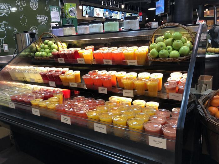ランチ時は激混み!カナダ・トロントにあるRichtree Market Restaurantに行ってきました。
