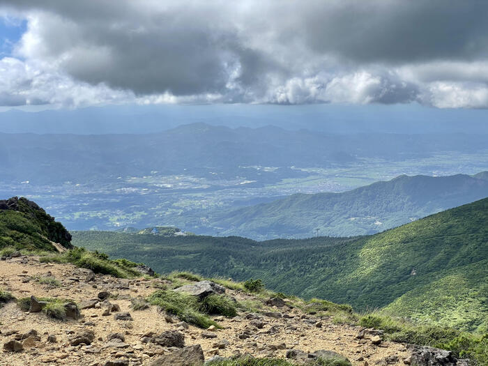 【日本百名山】7座目は御釜を眺めながら楽々登山・蔵王山（山形県）