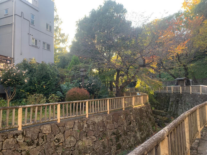 【東京都北区】改札を抜けると、そこは和の国だった。最駅近の和の庭園を散歩～音無親水公園～