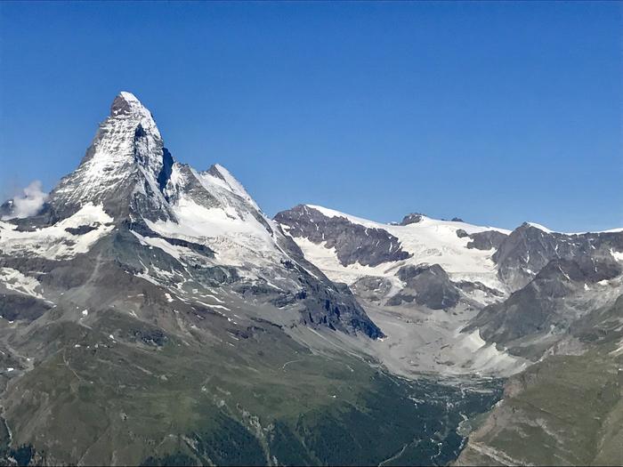 モンブランにマッターホルン!スイス3大名峰での絶景ハイキングに感動しました!