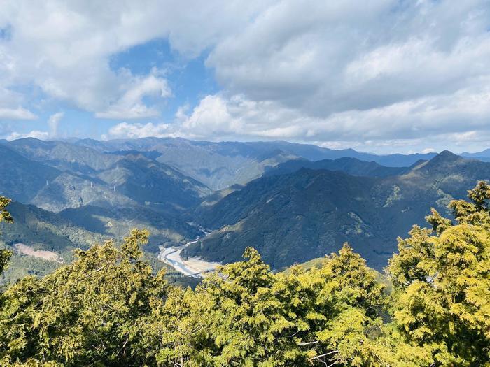 一度は歩いてみたい世界遺産～熊野古道伊勢路・馬越峠～