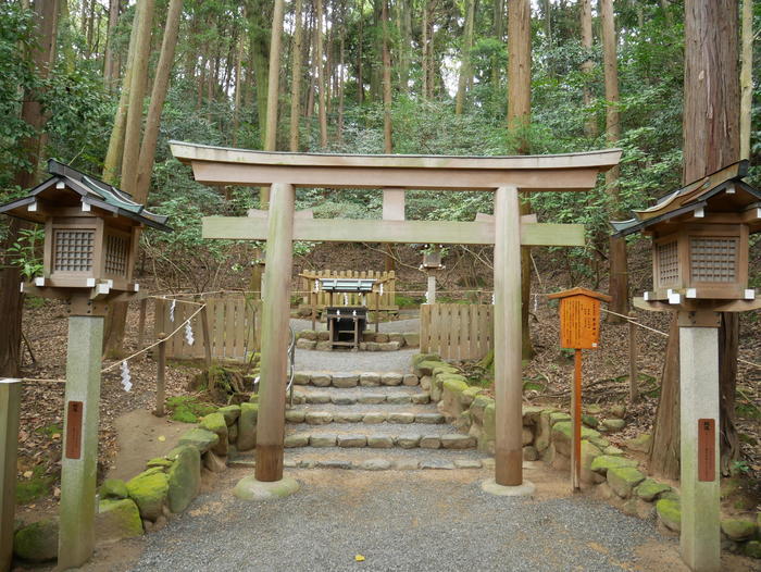 日本最古の神社「大神神社」～三輪山がご神体。30m超えの大鳥居あり～