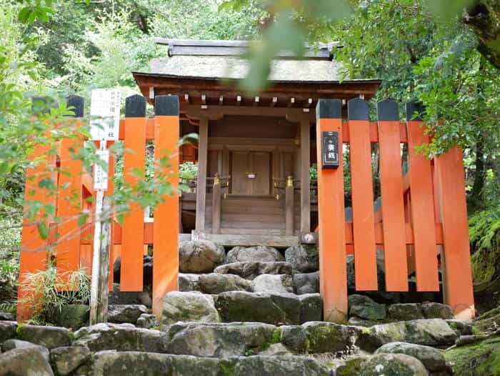 【京都】上賀茂神社（賀茂別雷神社）の見どころ・パワースポット・御朱印などを徹底解説