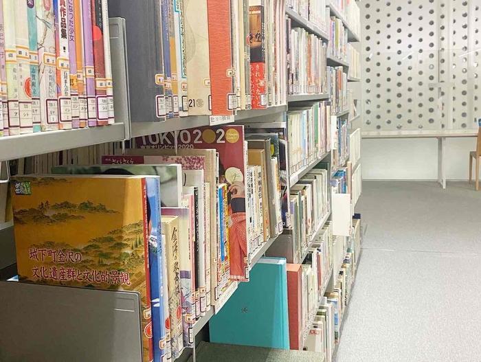 「金沢海みらい図書館」（石川県）～観光できる図書館シリーズ1～