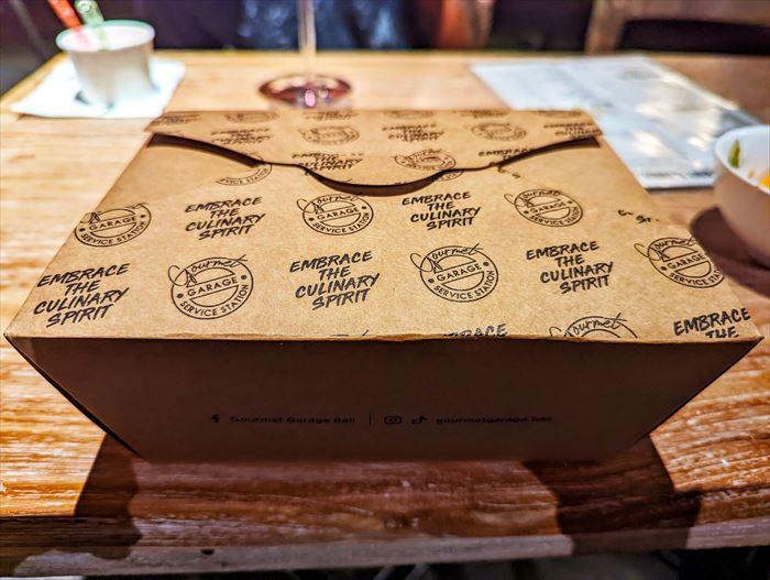 バリ島ジンバランのハイスペックレストラン「グルメガレージ」2. お食事編
