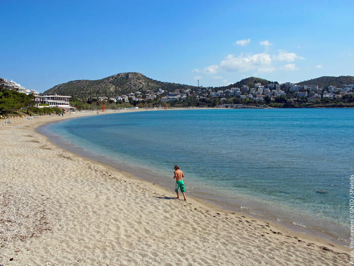 【ギリシャ】アテネからアポロコーストを通って、夕日の名所スニオン岬まで