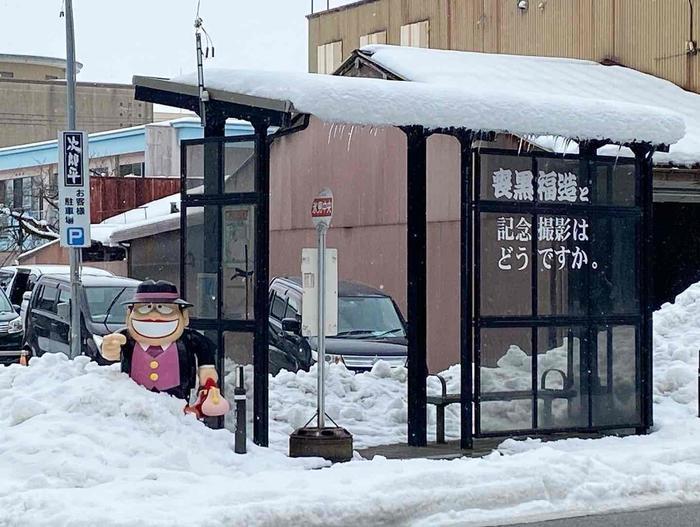 氷見漁港と氷見市中心街の満喫ルート！ 富山湾の魚介にまんがロード    