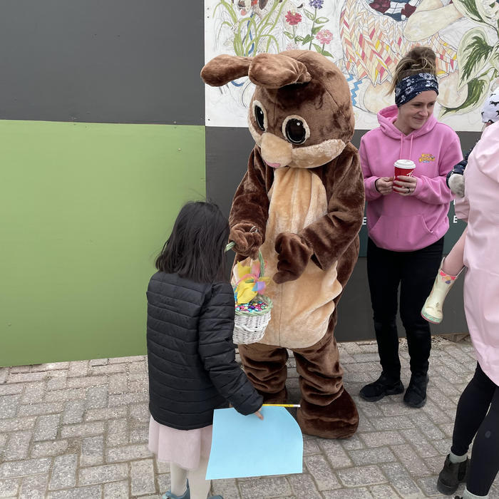 カナダにあるお洒落で小さな町Creemoreでのイースターイベント