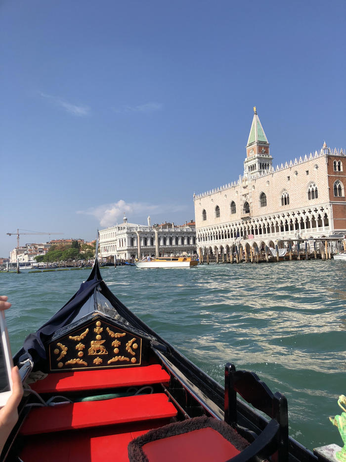 花の都「フィレンツェ」&水の都「ベネチア」そして、今注目のあの観光地へ!イタリア夏旅