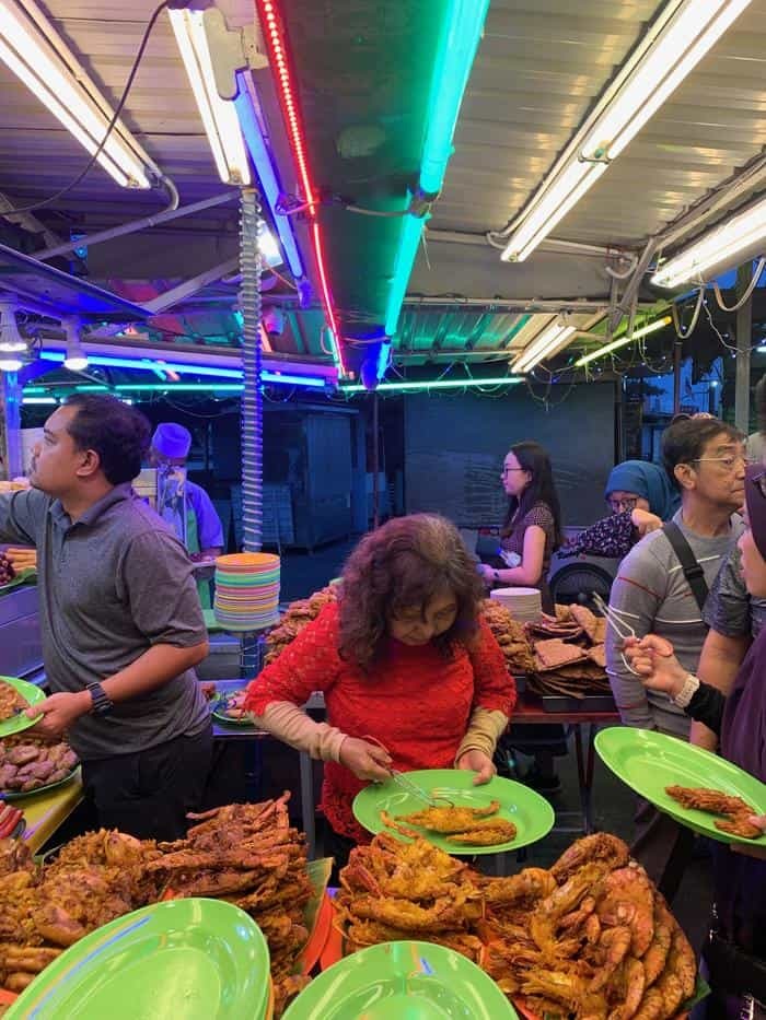 ペナンの屋台村・ガーニードライブでローカルグルメを楽しもう！