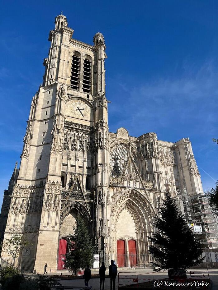 【フランス】セーヌ川の流れる中世の町トロワ:道具と職人博物館