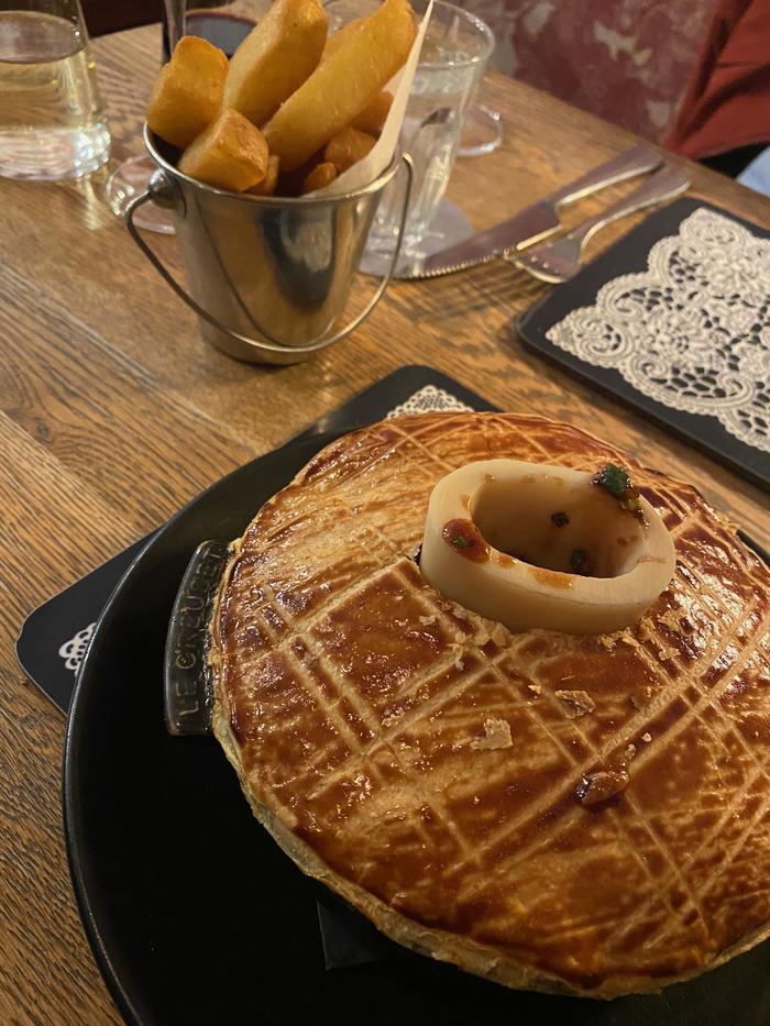 イギリスで何を食べる?イギリスの美味しい食べ物20選をご紹介