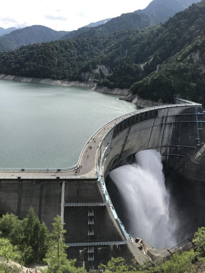 神秘的な世界!立山黒部アルペンルートに行ってきました。