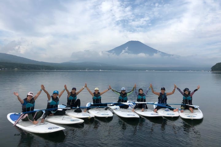 【山中湖でSUP体験】おすすめのスクール＆プラン特集！初心者や子供も楽しめて◎