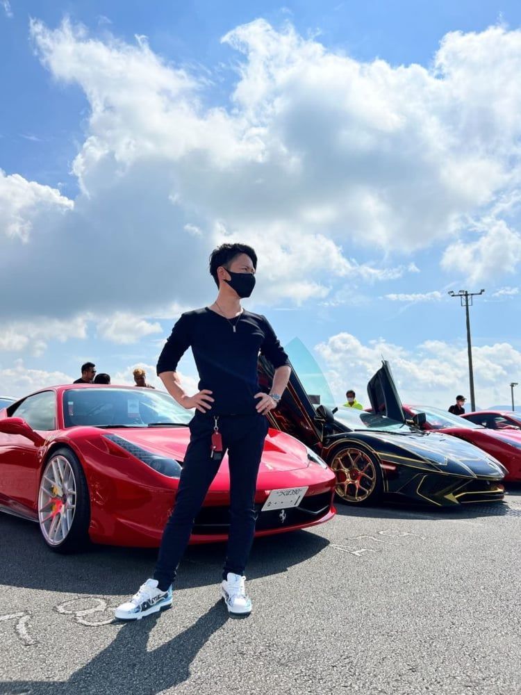 エンジンをかけた瞬間の「爆音」で即決☆筋トレが趣味、会社役員の愛車Ferrari458