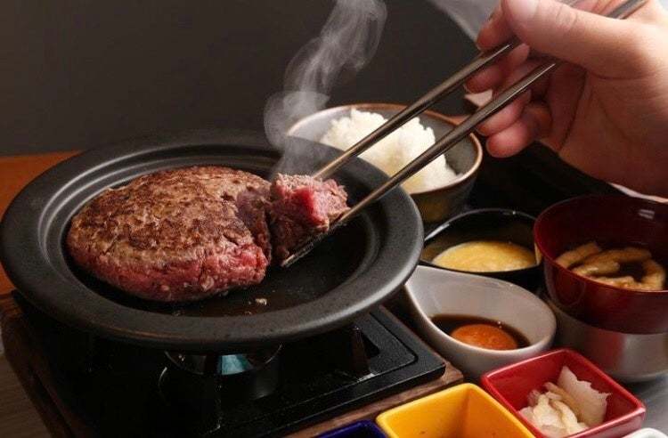 名古屋市栄にある行列が出来るハンバーグ店『タイチ食堂』が新店舗をオープン！