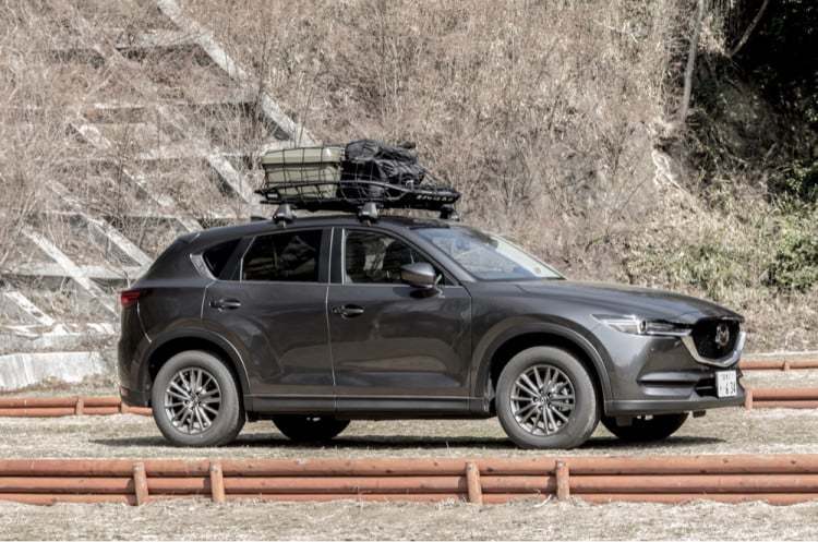 CX-5にルーフキャリアを搭載！積載量拡張で広がるキャンプの幅【あなたの『車×キャンプスタイル』】