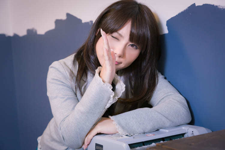 「すみません」と「すいません」正しいのはどっち?言葉の由来や用い方は?
