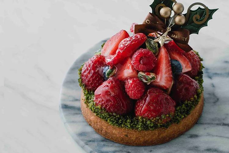 【DEAN & DELUCA】ホリデー限定メニュー予約スタート 心も華やぐクリスマスケーキと特別な日のメインディッシュ