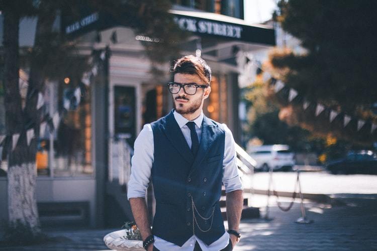 「モテる男」になるための必須条件を徹底解説!モテたい男性必見!