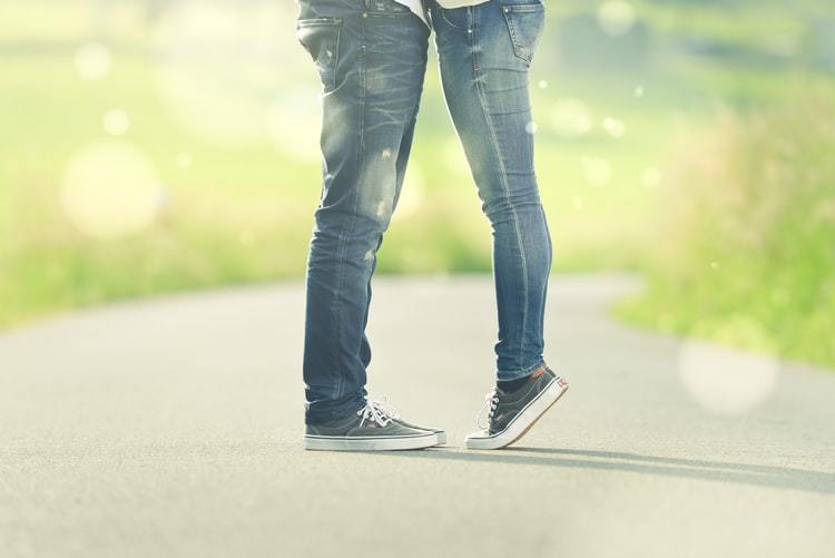 かまってちゃん男の特徴や心理を徹底解説!寂しがり屋な男性への対処法をご紹介!